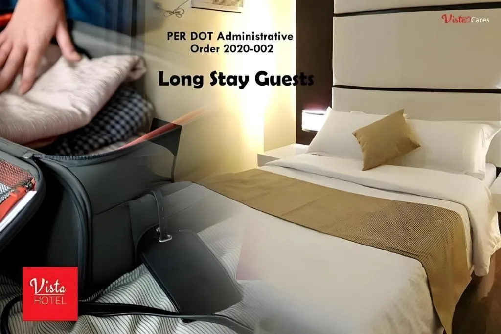 Bed in Vista Hotel Cubao
