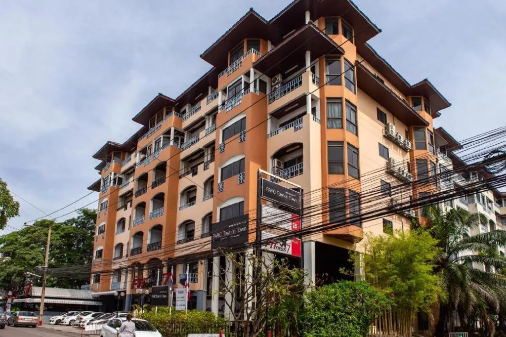 Town In Town Gardent Resort