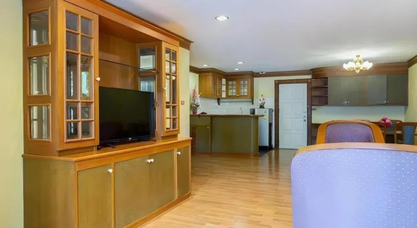 Town In Town Gardent Resort