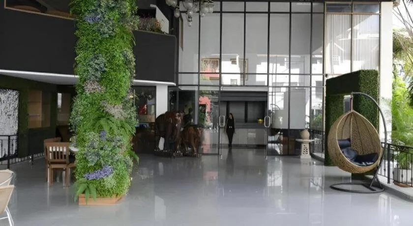 Town In Town Gardent Resort