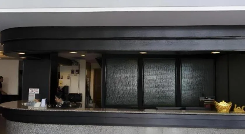 Town In Town Gardent Resort