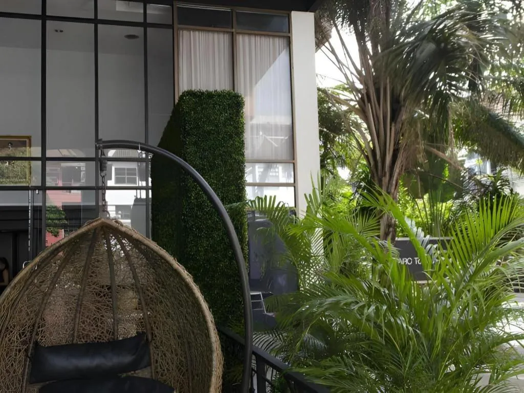 Town In Town Gardent Resort