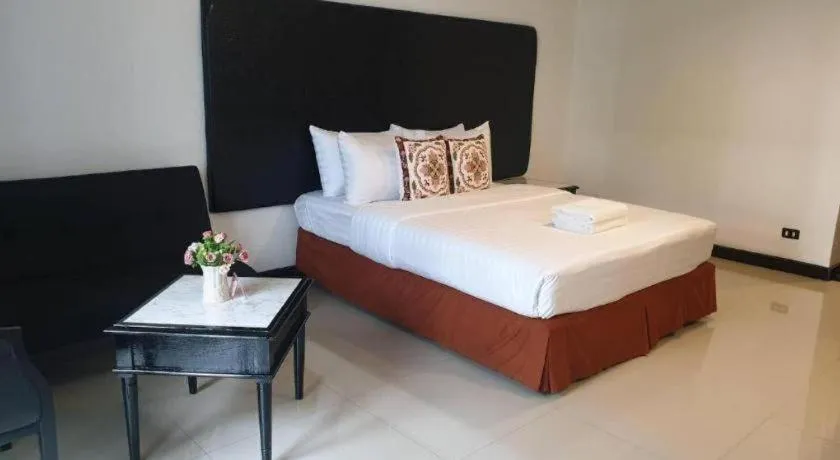 Bed in Town In Town Gardent Resort