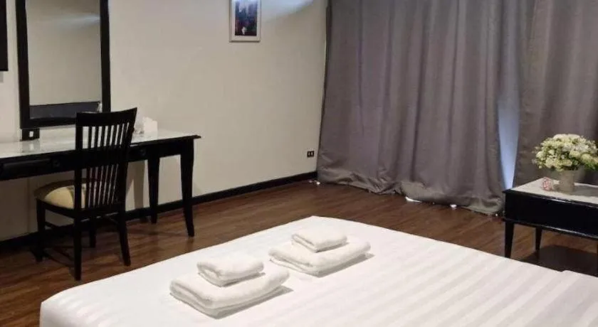 Bed in Town In Town Gardent Resort