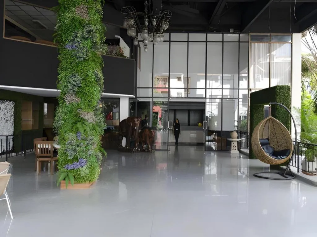 Town In Town Gardent Resort