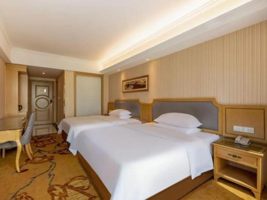 Bed in Vienna 3 Best Xiaoshan Qianjiang Century City