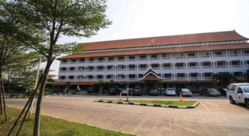 AmornSukhothai Hotel