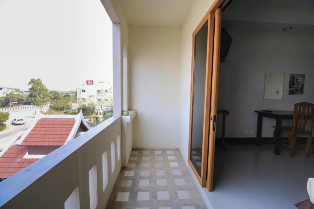 AmornSukhothai Hotel