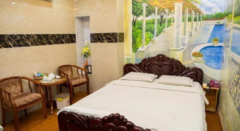 Bed in Phuong Linh Hotel