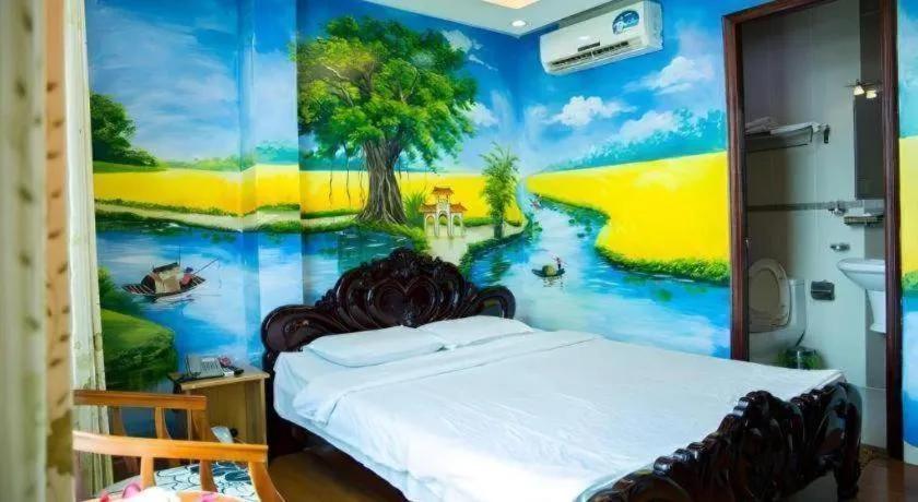 Bed in Phuong Linh Hotel