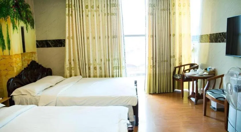 Bed in Phuong Linh Hotel