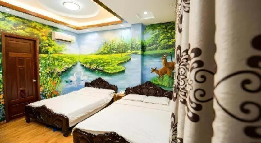 Bed in Phuong Linh Hotel