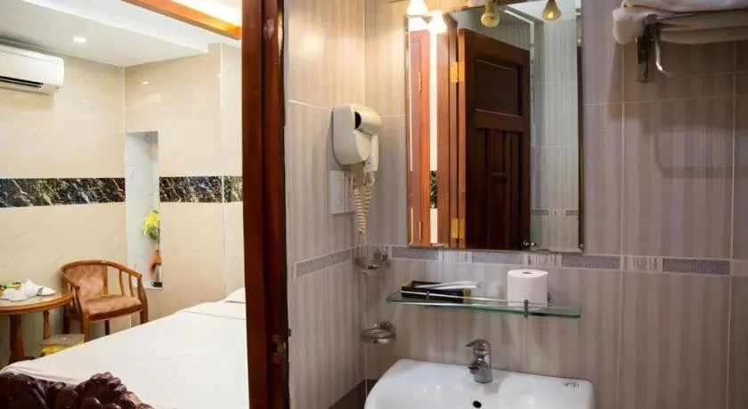 Bed in Phuong Linh Hotel