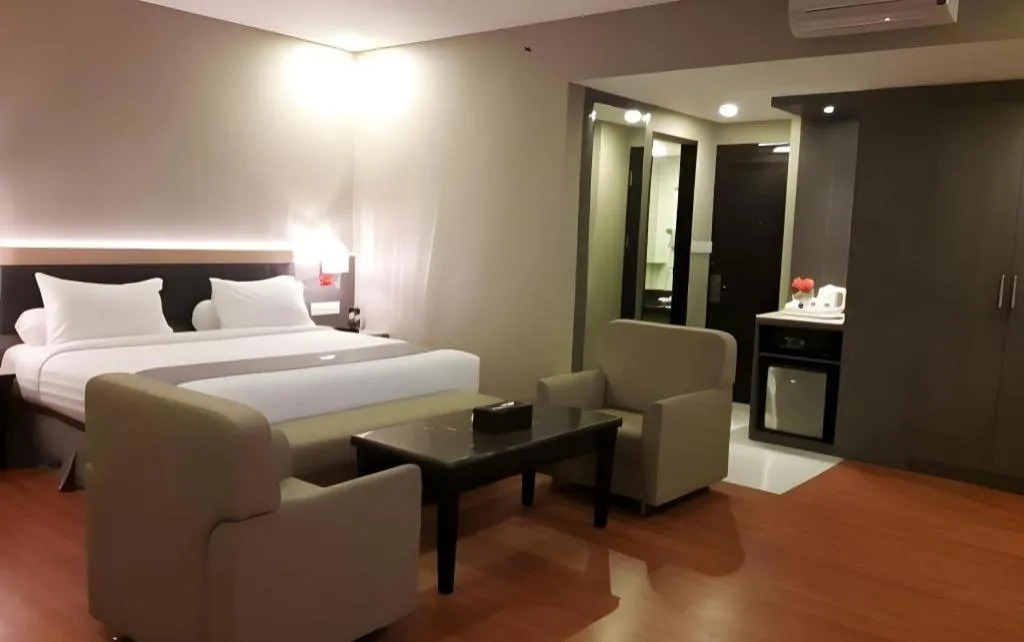 Bed in pyramid suites Hotel