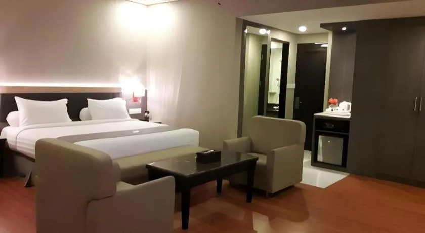 Bed in pyramid suites Hotel