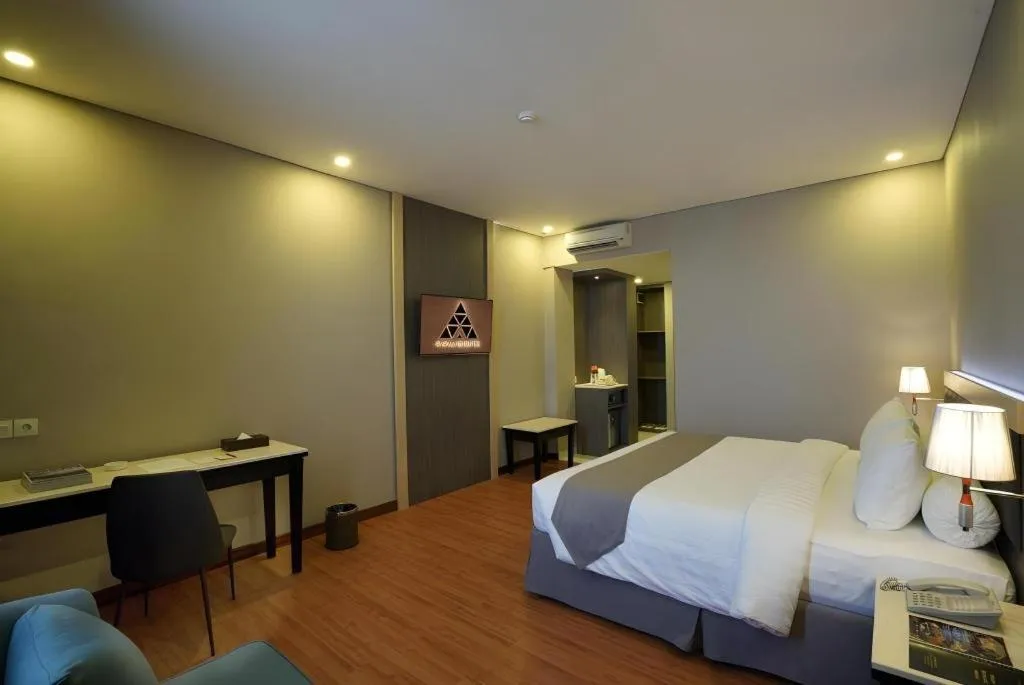 Bed in pyramid suites Hotel