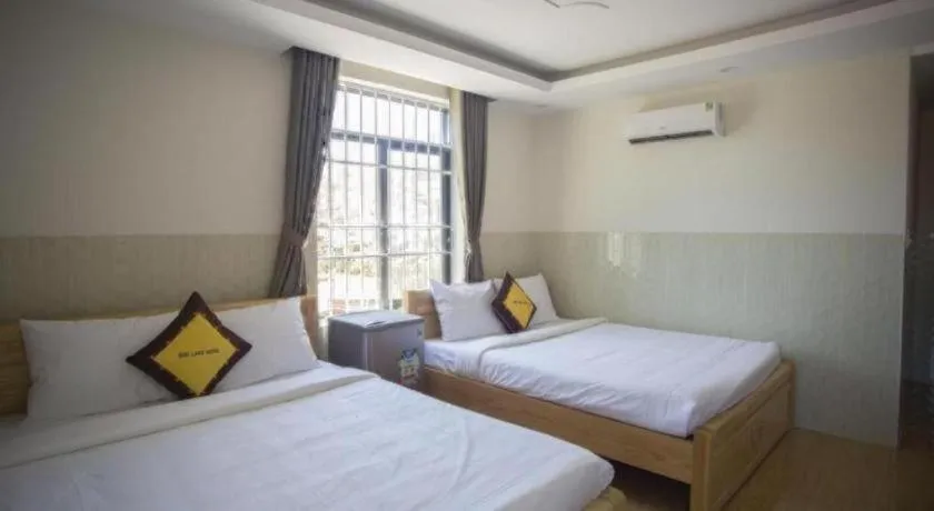 Bed in sun lake hotel