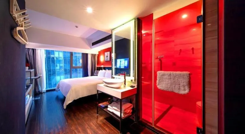 Bed in M Hotel Shenzhen Nanshan