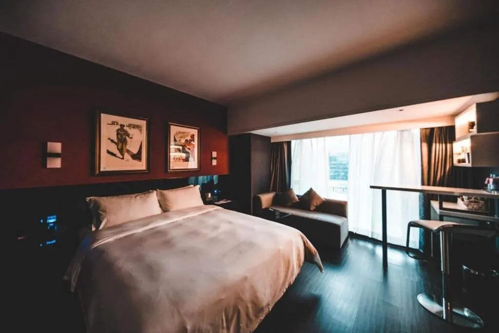 Bed in M Hotel Shenzhen Nanshan