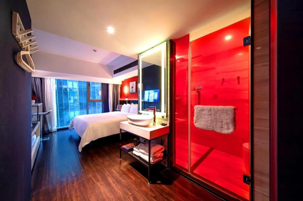 Bed in M Hotel Shenzhen Nanshan