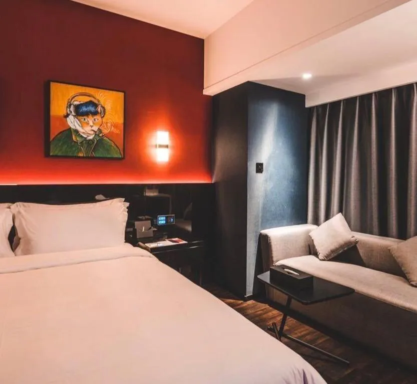 Bed in M Hotel Shenzhen Nanshan