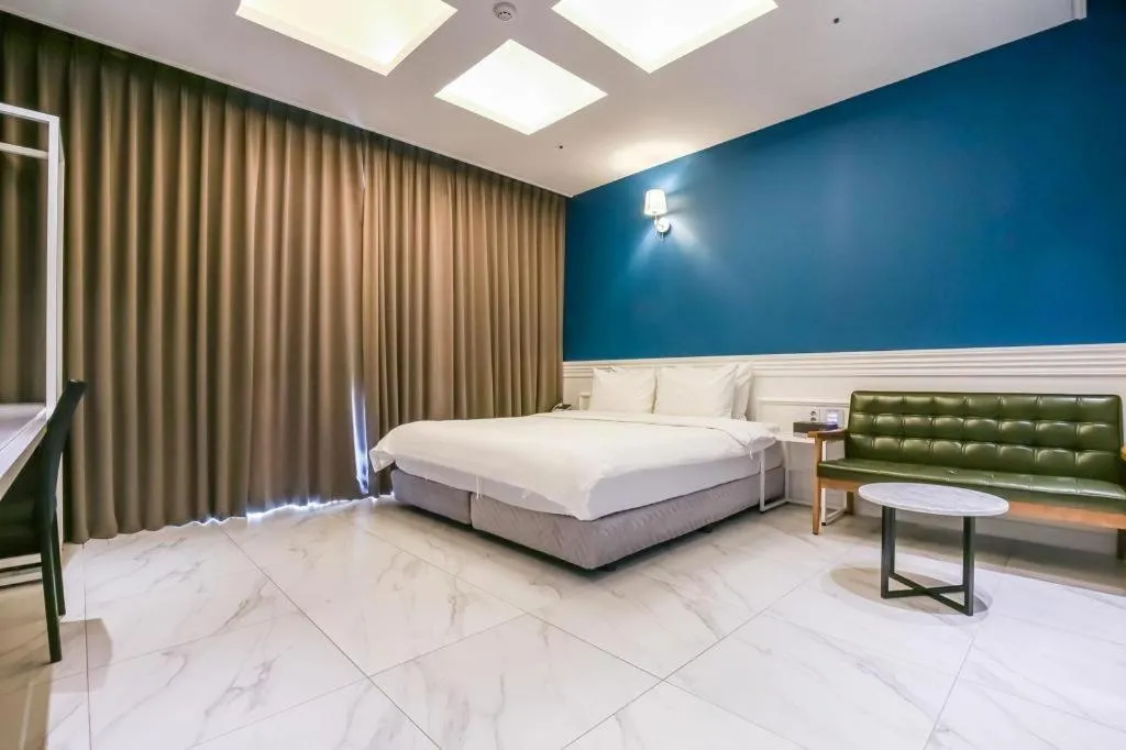 Bed in Hotel Morning Calm