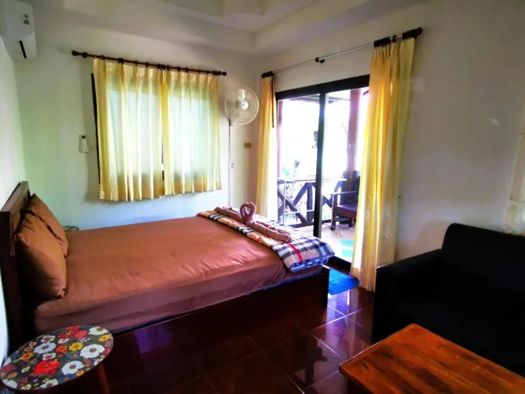 Bed in Sanook Sanang Resort