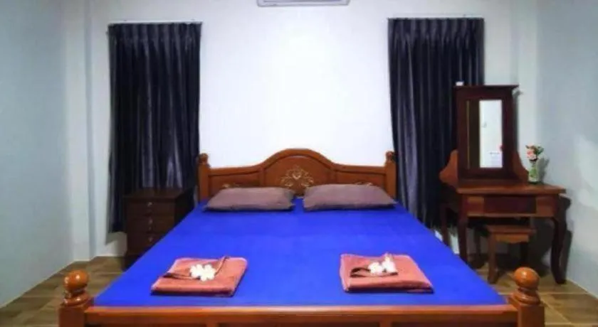 Bed in Sanook Sanang Resort