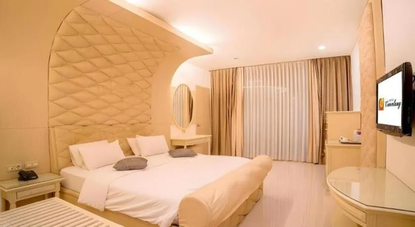 Bed in Hotel Cemerlang