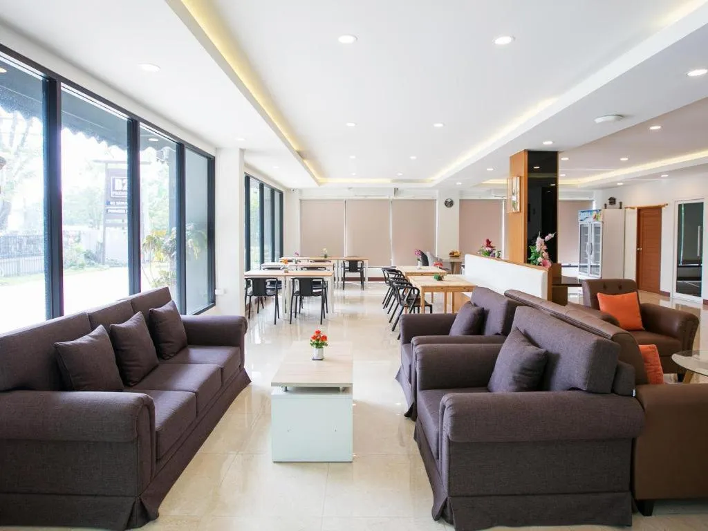 B2 Sriracha Premier Hotel