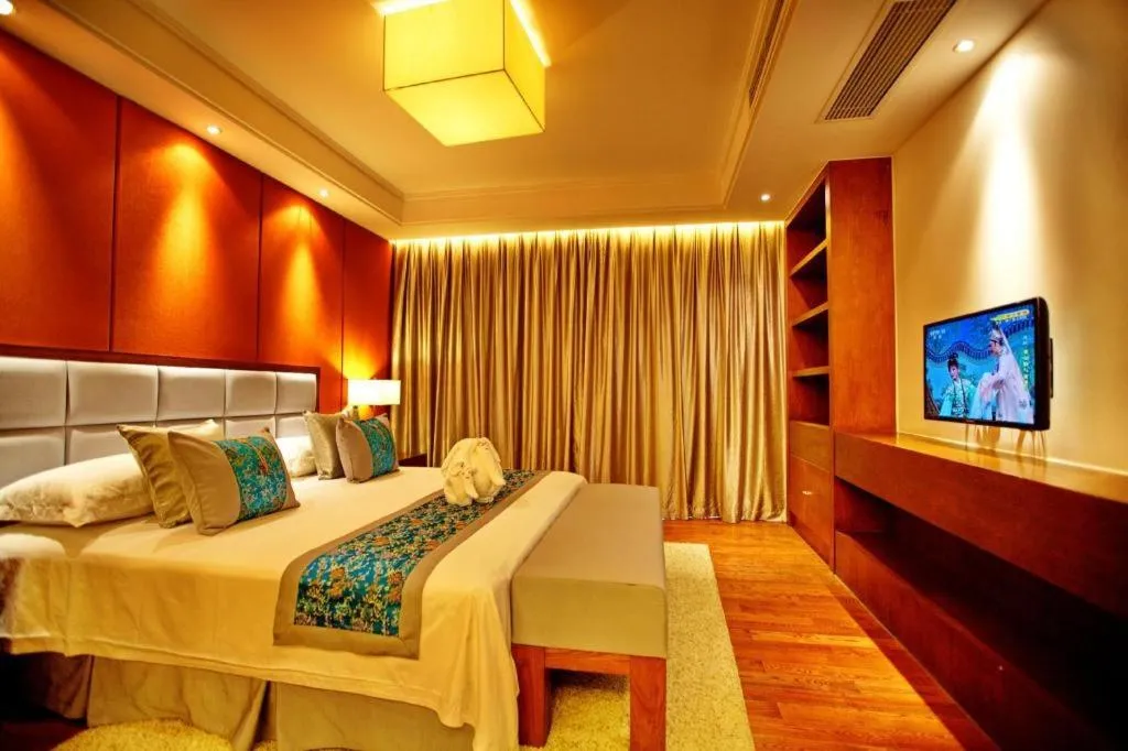 Bed in Wuxi Shanse Hotel