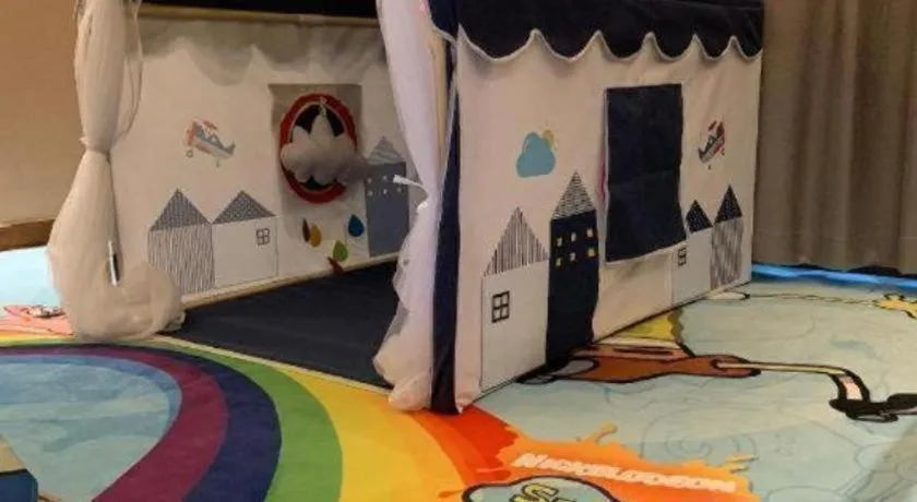 Bed in Wuxi Shanse Hotel