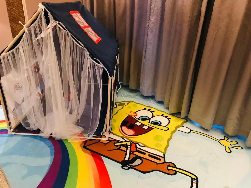 Bed in Wuxi Shanse Hotel