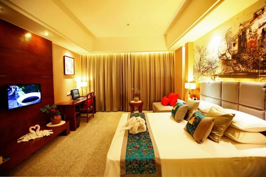 Bed in Wuxi Shanse Hotel