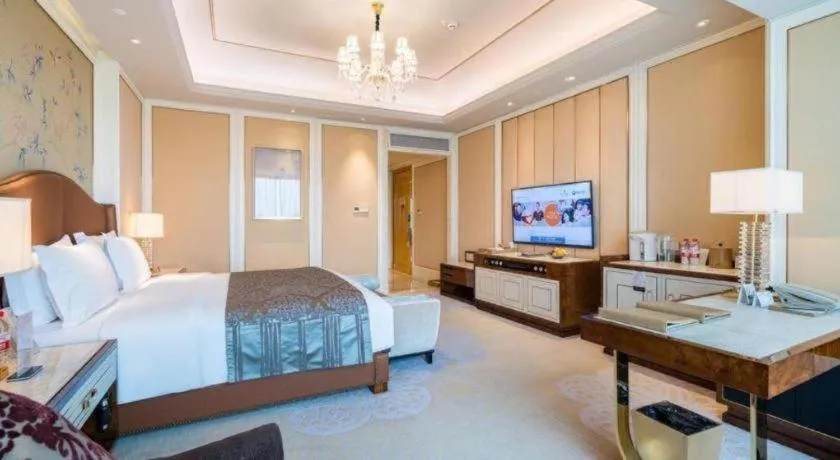 Bed in Suqian Hengli International Hotel