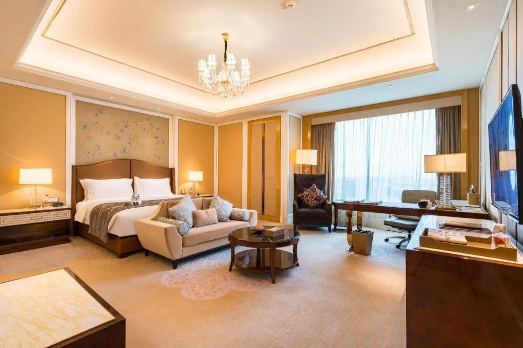 Bed in Suqian Hengli International Hotel