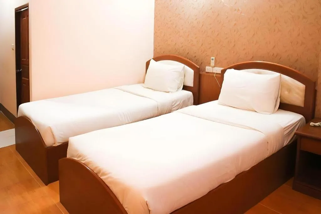 Bed in Phuthong Place