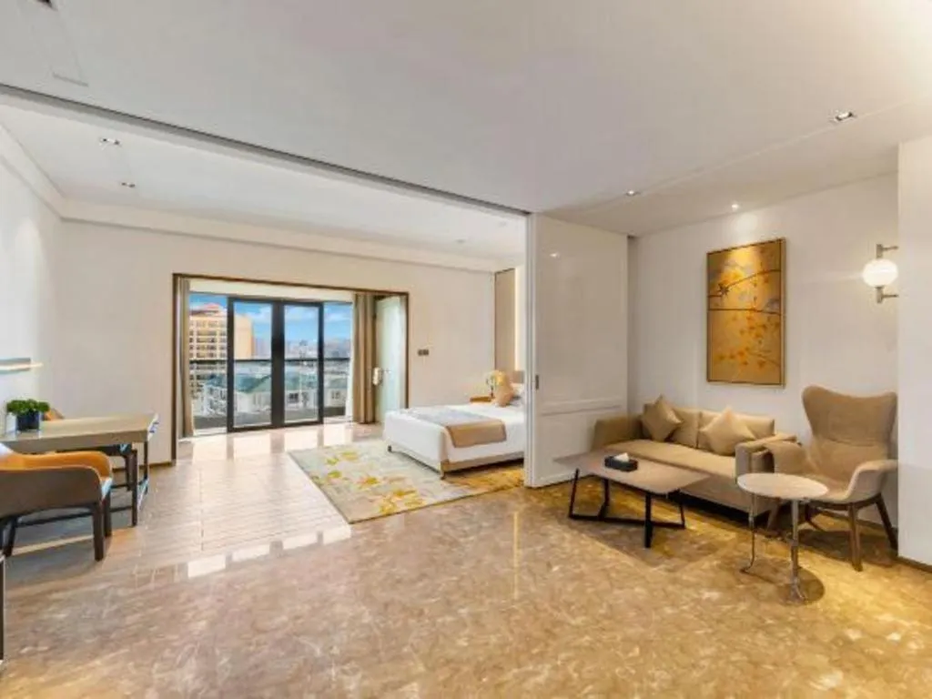 Rock Platinum Sea View Hotel