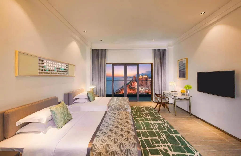 Bed in Rock Platinum Sea View Hotel