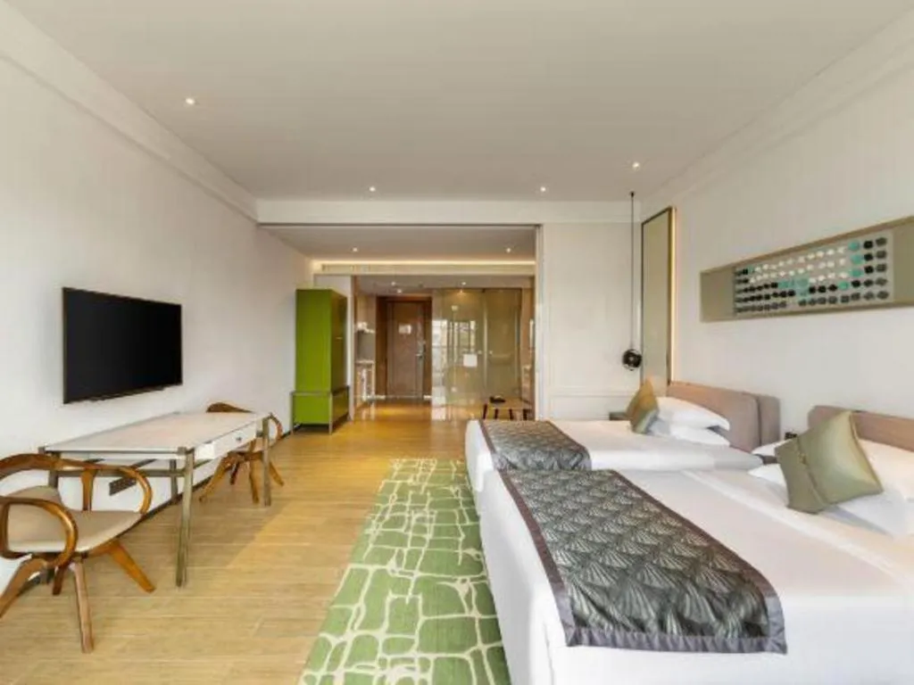 Bed in Rock Platinum Sea View Hotel