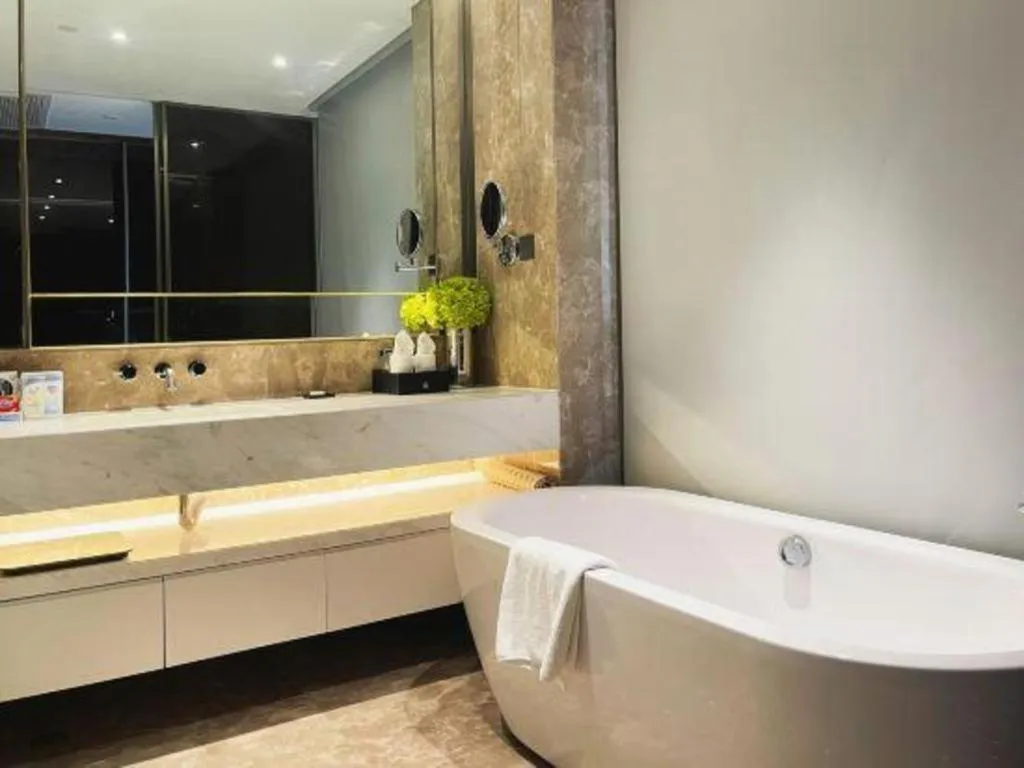 Rock Platinum Sea View Hotel