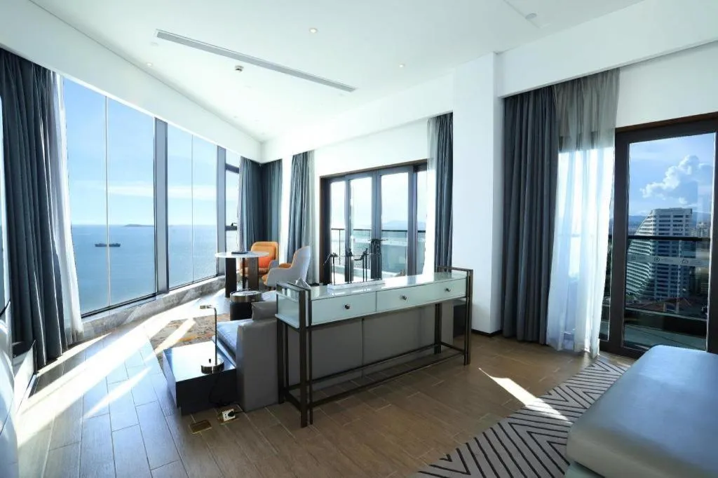 Bed in Rock Platinum Sea View Hotel