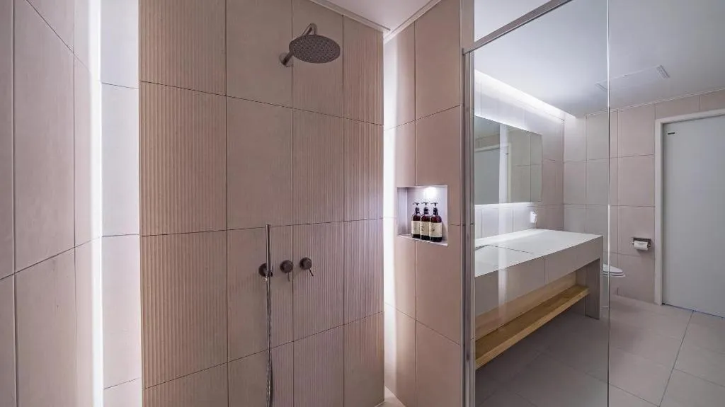 Bed in Dam and Roo Resort