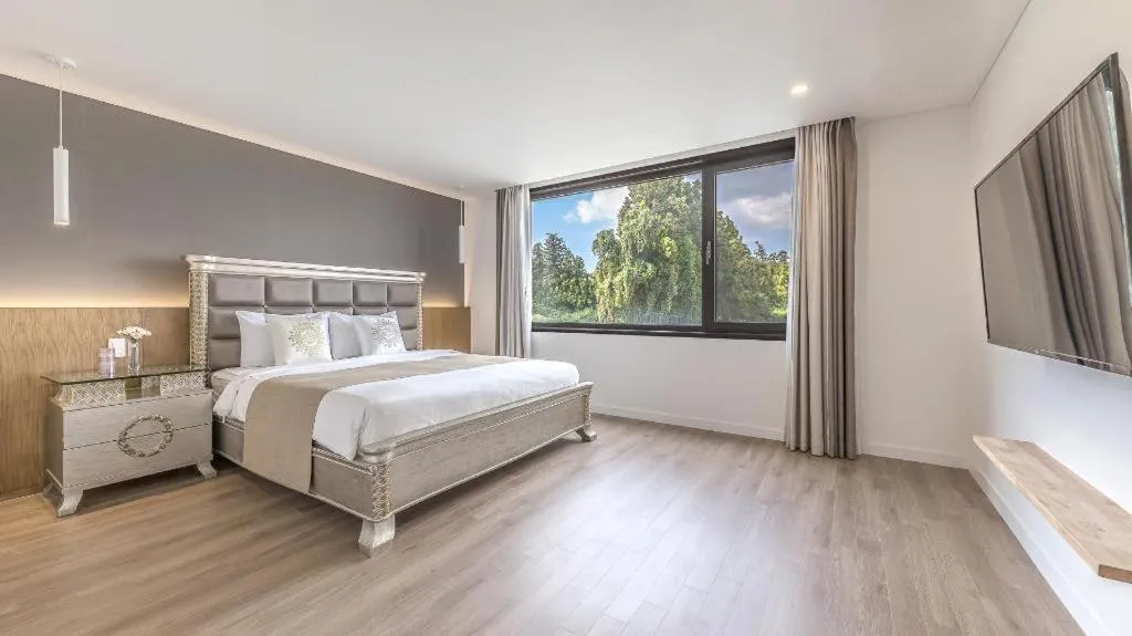 Bed in Dam and Roo Resort