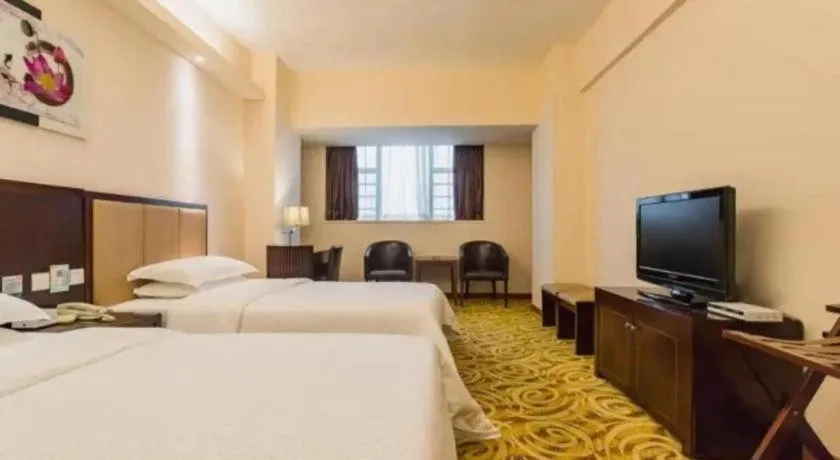 Bed in City Comfort Inn Guangzhou Hanxi Changlong Shiqiao Metro Station