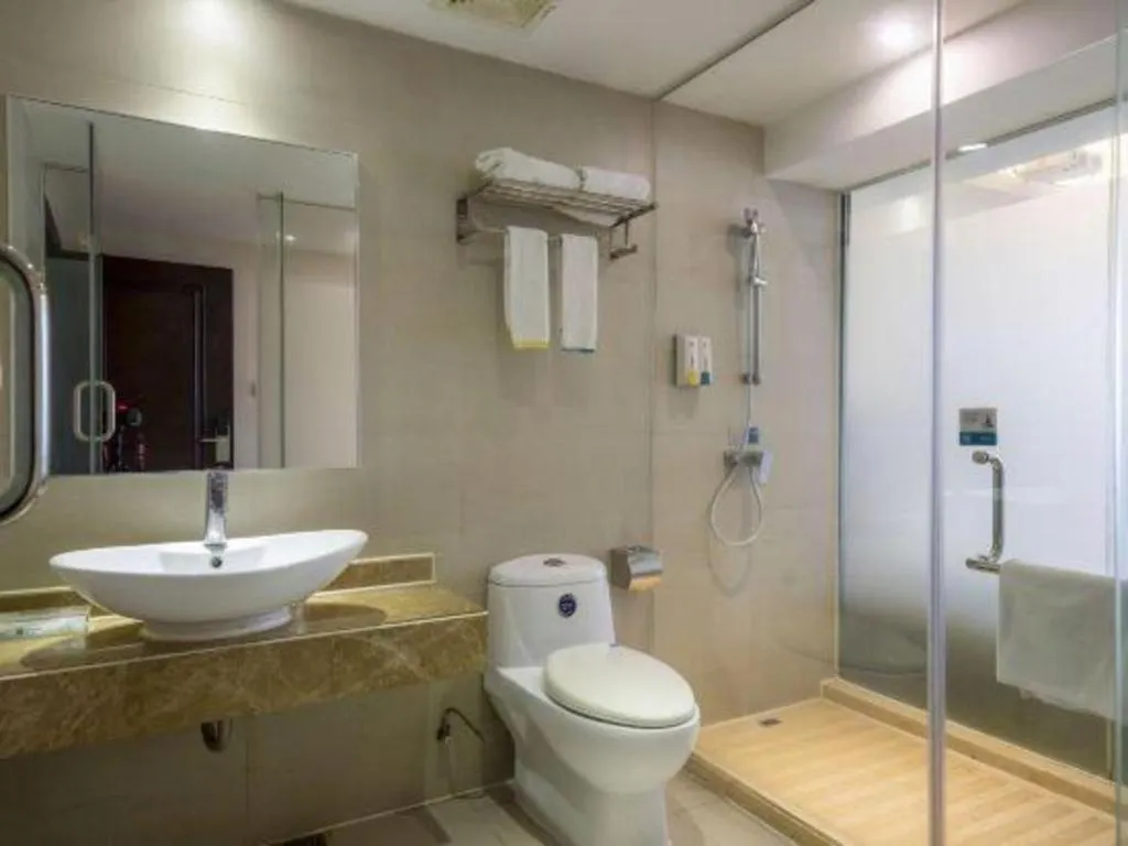City Comfort Inn Guangzhou Hanxi Changlong Shiqiao Metro Station