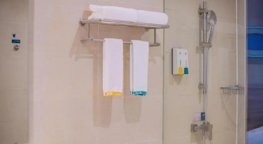 City Comfort Inn Guangzhou Hanxi Changlong Shiqiao Metro Station