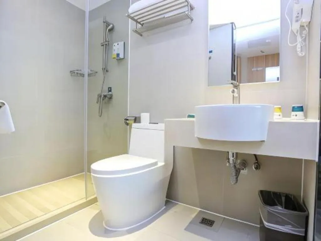 City Comfort Inn Guangzhou Hanxi Changlong Shiqiao Metro Station