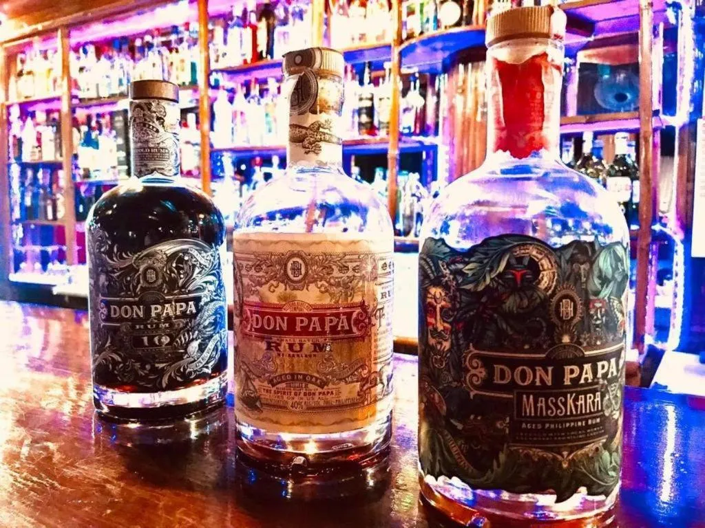 Coucou Bar Hotel and Restaurant