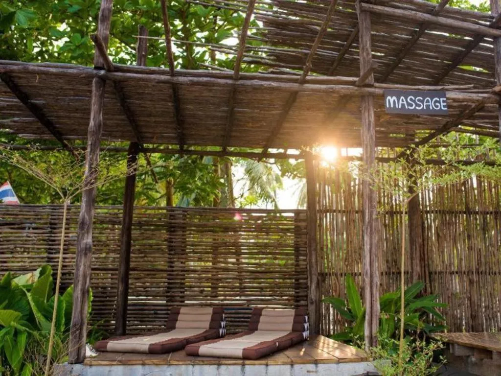 Koh Mook De Tara Beach Resort